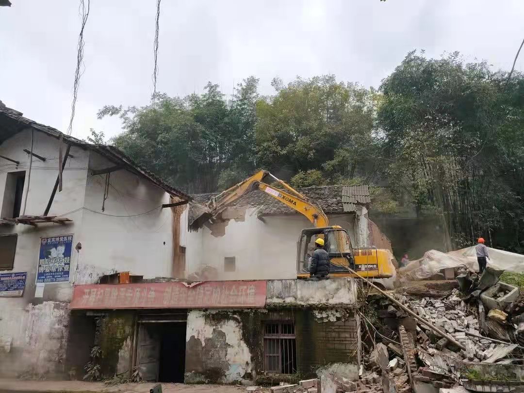 鄉規劃法中對違章建筑是怎樣界定的?