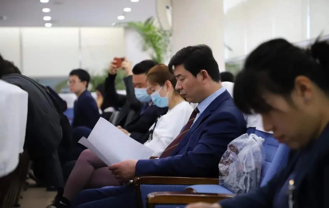 王興華律師入選央視CCTV《律師來(lái)了》出境律師