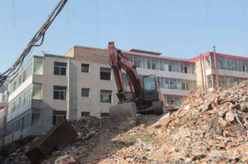 農村<a href=http://www.shengmiao.com.cn/jingyun/casefwcq/ target=_blank class=infotextkey>房屋拆遷</a>20平方米能賠償多少平方米土地？