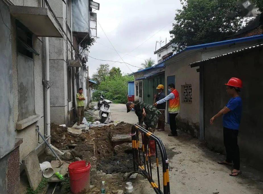 管道堵塞污水外溢致財產受損，物業(yè)是否擔責？